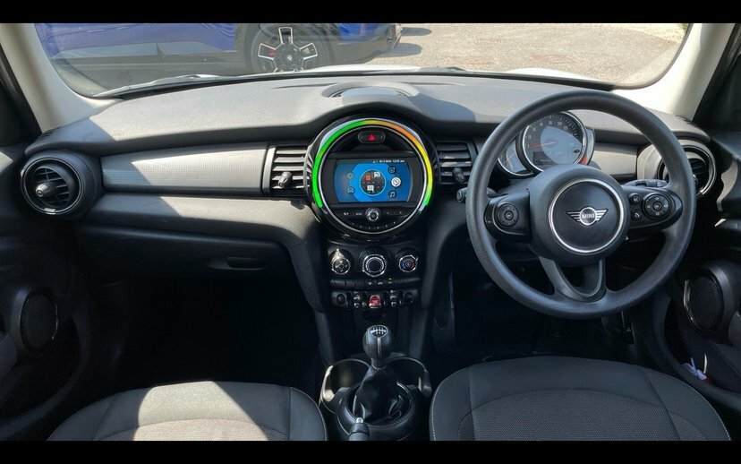 Mini Hatch 5-Door Hatch Cooper KS68MXK White #4