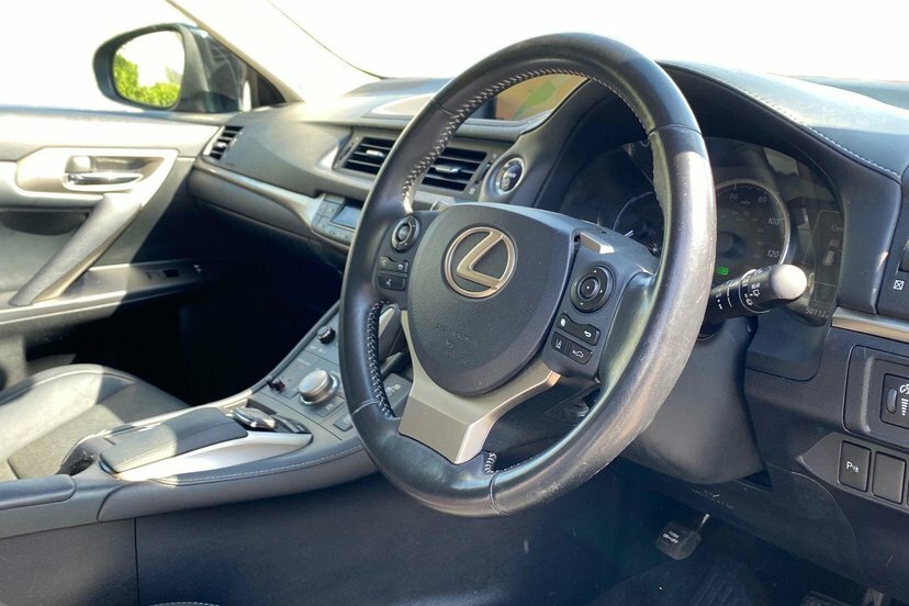 Lexus CT 1.8 200H Hatchback Hybrid E-cvt 136 Ps Black #6