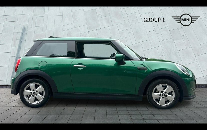 Mini Hatch 3-Door Hatch Cooper Classic KE72EFO Green #3