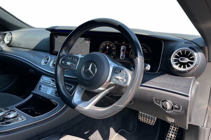 Mercedes-Benz E Class 2.0 E220d Amg Line Coupe G-tronic 194 Black #5