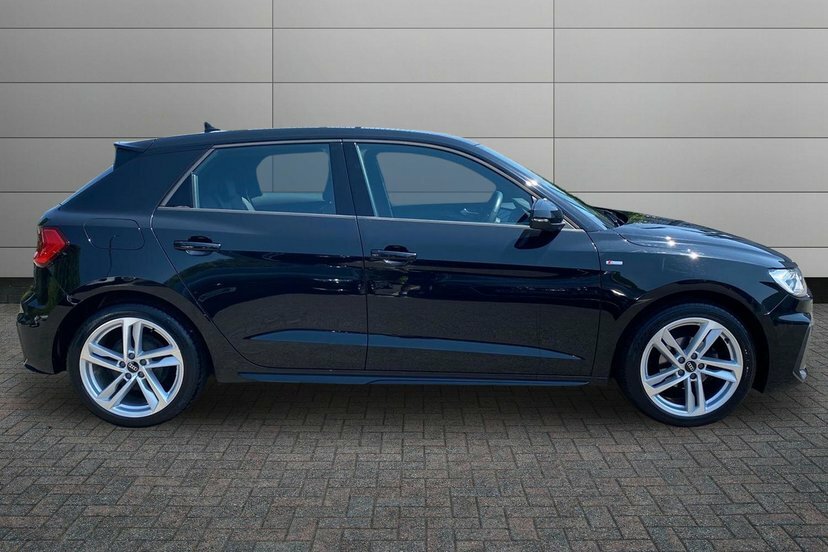 Audi A1 1.0 Tfsi 25 S Line Sportback 95 Black #4