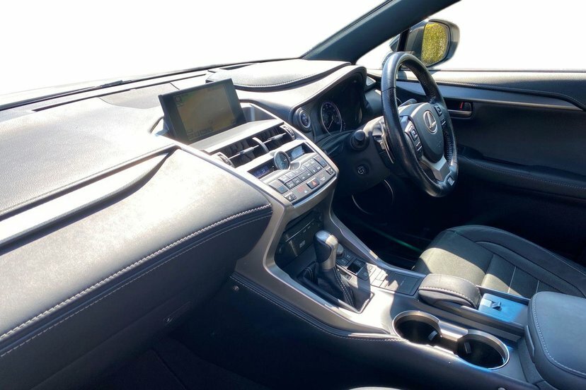 Lexus NX 2.5 300H F Sport Suv Hybrid E-cvt 4Wd White #2