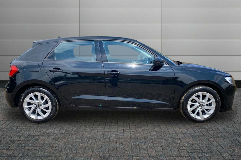 Audi A1 1.0 Tfsi 25 Sport Sportback 95 SX23BFV Black #4