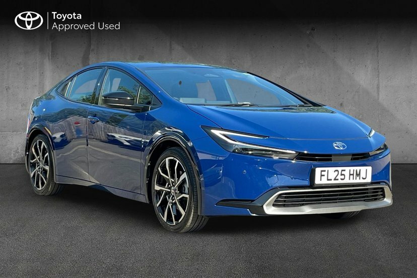 Toyota Prius 2.0 13.6Kwh Excel Hatchback Plug-in Hyb
