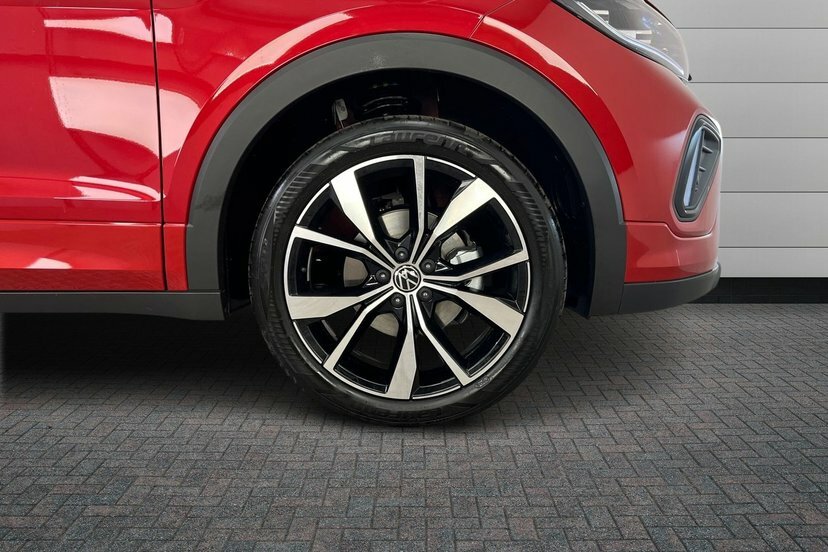 Volkswagen T-Cross 1.0 Tsi Black Edition Suv 115 P Red #5
