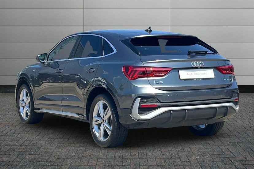 Audi Q3 1.5 Tfsi Cod 35 S Line Sportback S Tron Grey #3