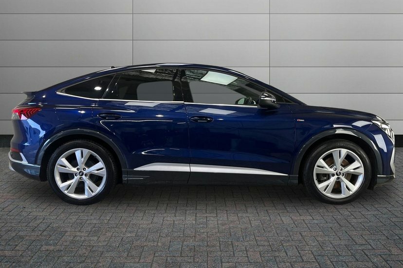 Audi Q4 E Tron 40 S Line Sportback 82Kwh 204 P NL23PVE Blue #4