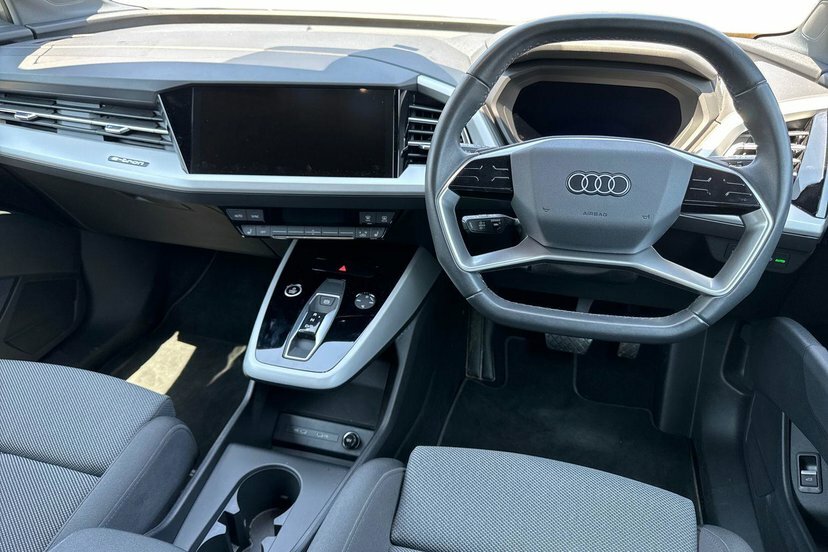 Audi Q4 E Tron 40 Sport Suv 82Kwh 204 Ps Grey #6