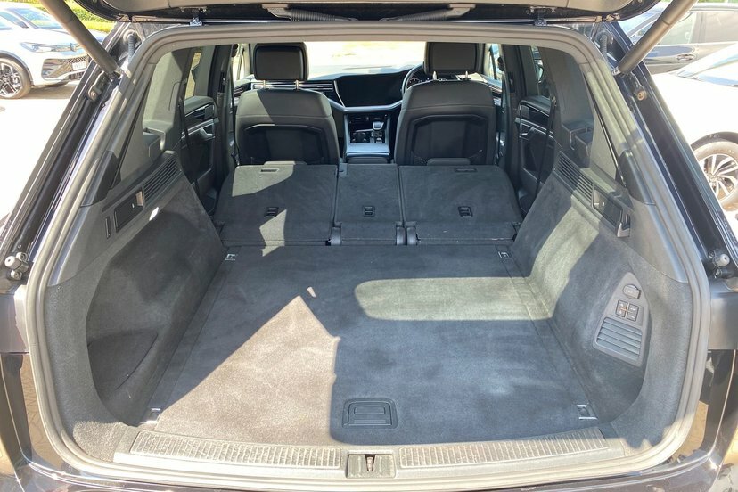 Volkswagen Touareg V6 R-line Tdi Black #26