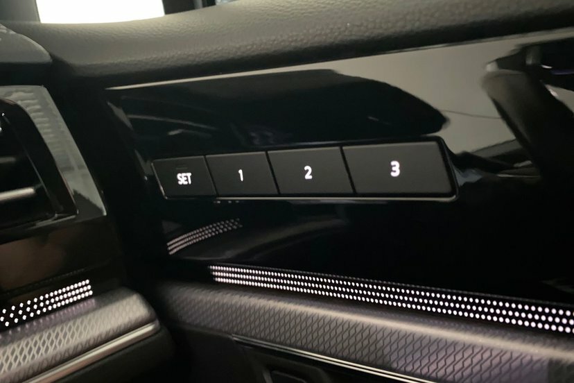 Volkswagen Touareg V6 R-line Tdi Black #45