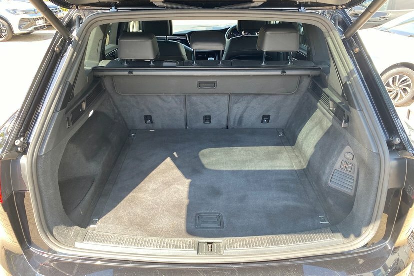 Volkswagen Touareg V6 R-line Tdi Black #12