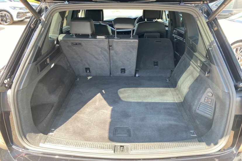 Volkswagen Touareg V6 R-line Tdi Black #25