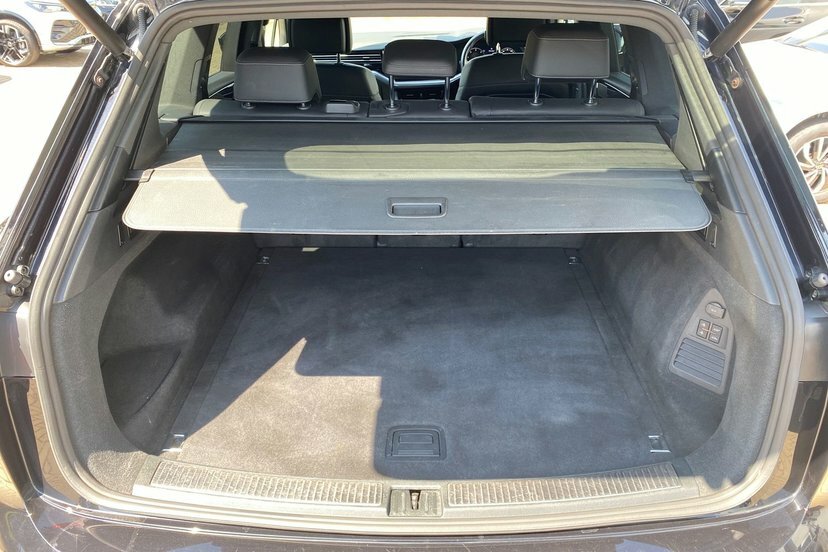 Volkswagen Touareg V6 R-line Tdi Black #27