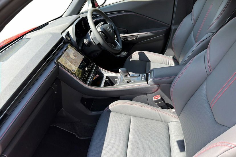 Lexus LBX 1.5 Vvt-ie Premium Plus Suv Hybrid E-cv #2