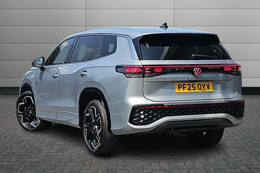Volkswagen Tayron 1.5 Etsi Mhev R-line Suv Hybrid Dsg 15 Silver #3