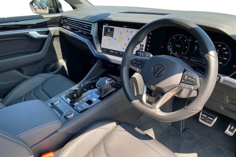 Volkswagen Touareg 3.0 Tdi V6 Black Edition Suv Tiptronic Black #6