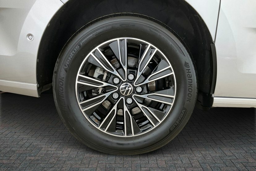 Volkswagen Multivan 2.0 Tdi Style Mpv Dsg 150 Ps Silver #5