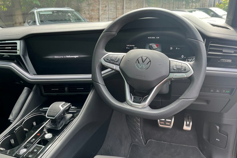 Volkswagen Touareg 3.0 Tdi V6 Black Edition Suv Tiptronic Beige #13