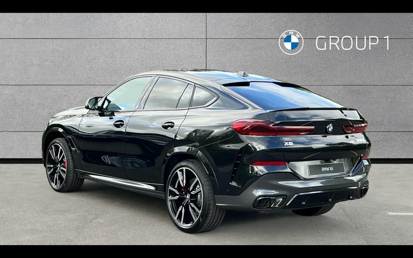 BMW X6 X6 M60i Xdrive Black #2