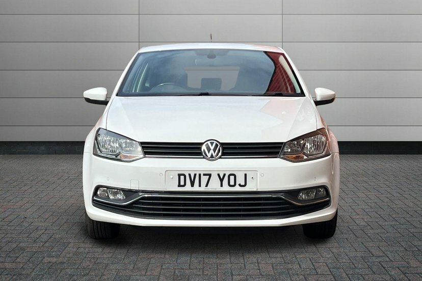 Volkswagen Polo Match Edition Tsi White #7