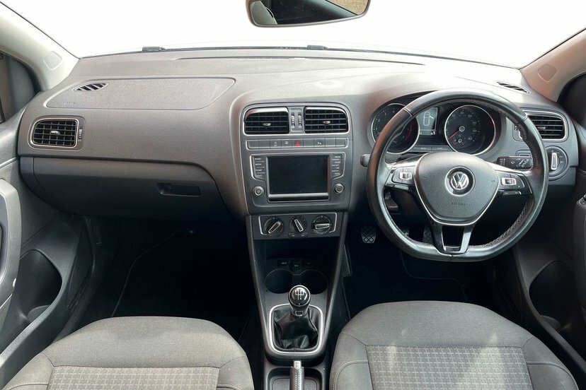 Volkswagen Polo 1.2 Tsi Bluemotion Tech Match Edition Hatchback White #6
