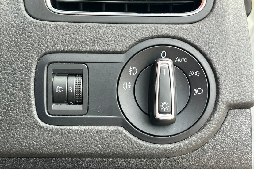 Volkswagen Polo Match Edition Tsi White #14