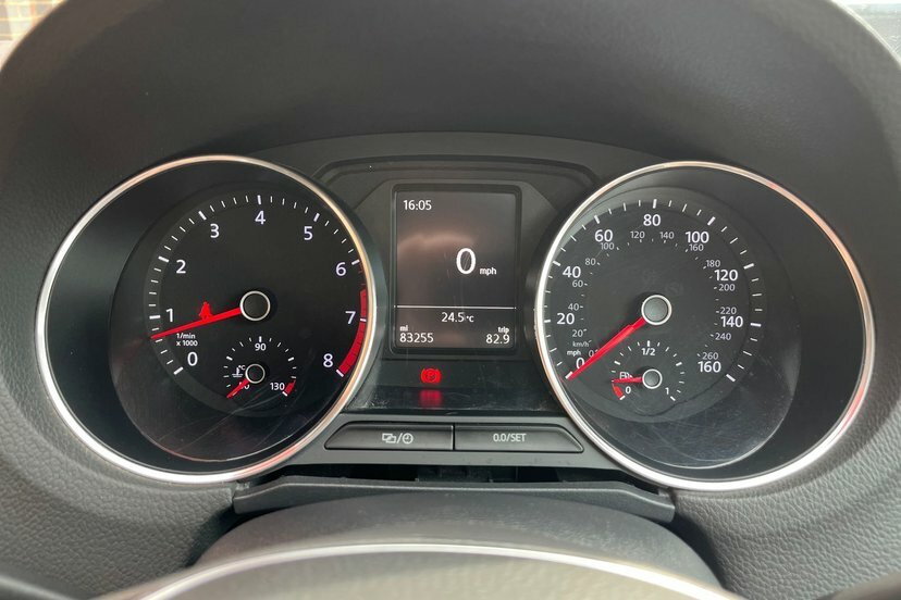 Volkswagen Polo Match Edition Tsi White #18