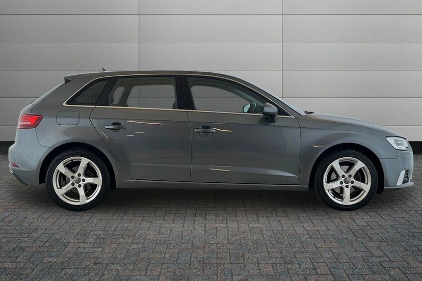 Audi A3 1.5 Tfsi Cod Sport Sportback ET18UVJ Grey #4