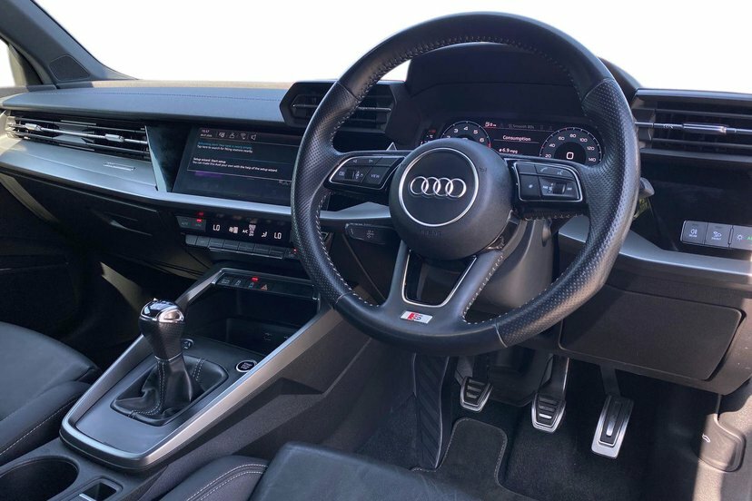 Audi A3 1.5 Tfsi 35 Sport Sportback Euro White #9