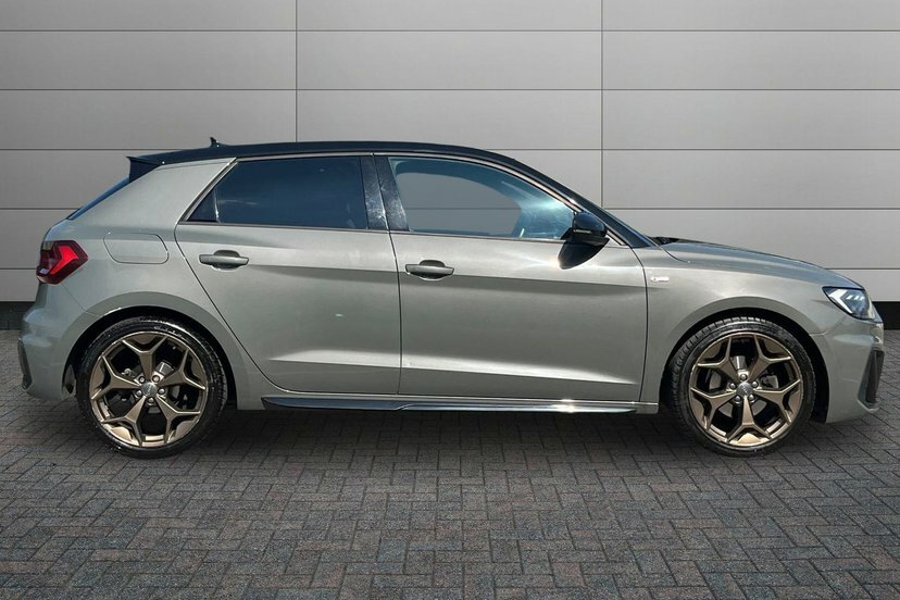 Audi A1 1.5 Tfsi 35 S Line Style Edition Sportback Pet Grey #4