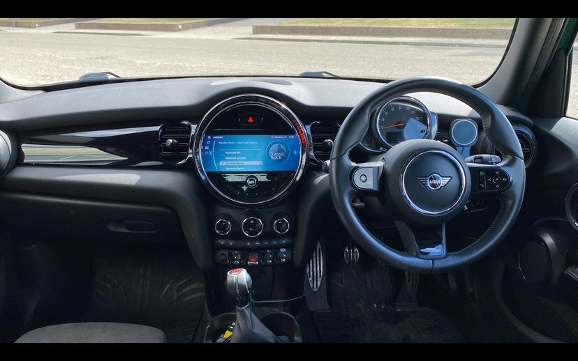 Mini Hatch 5-Door Hatch Cooper Sport CA21NDF Green #4