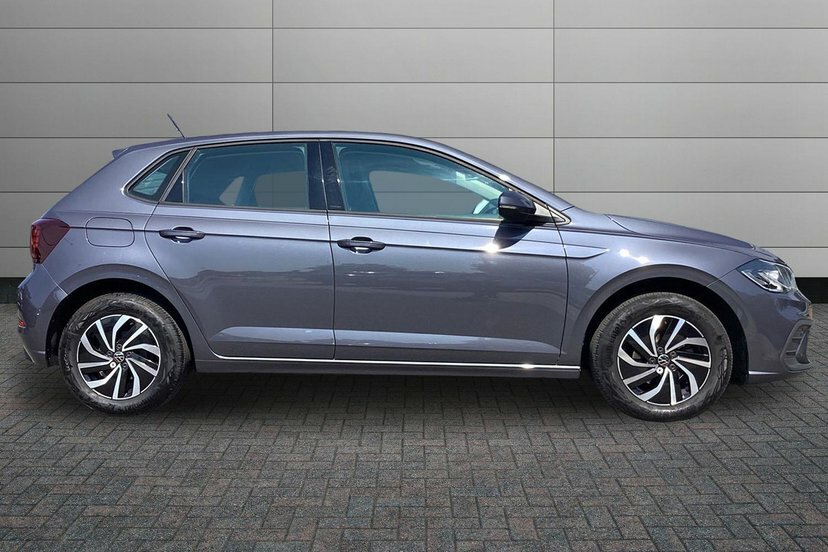 Volkswagen Polo 1.0 Tsi Life Hatchback 95 Ps Grey #4