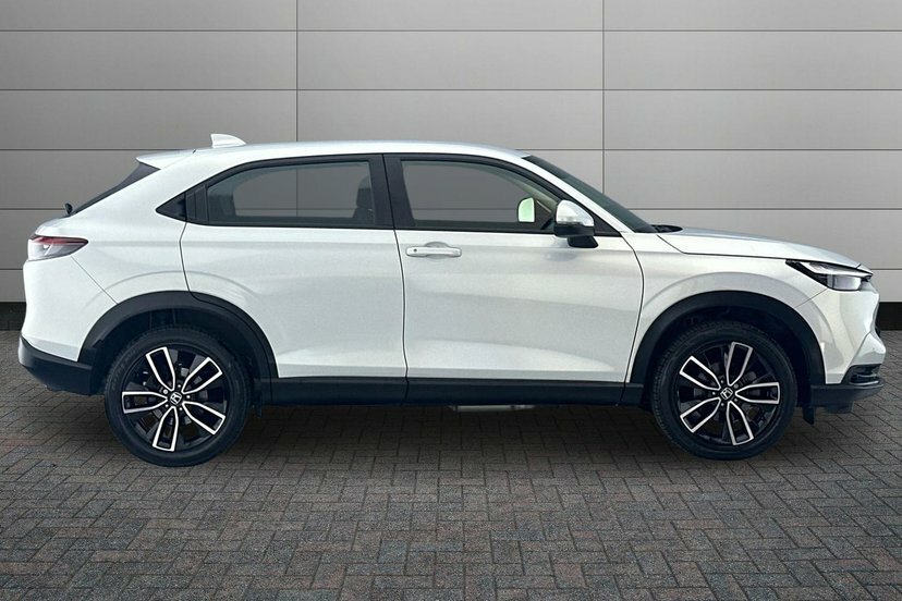 Honda Hr-V 1.5 H I-mmd Elegance Suv Hybrid Cvt 13 White #4