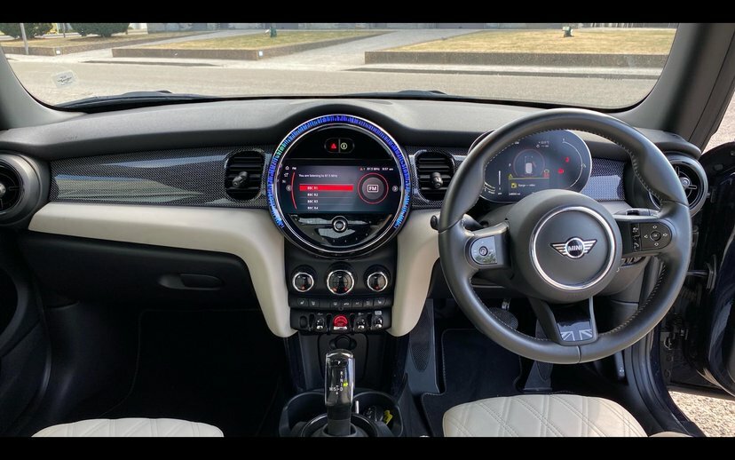 Mini Hatch 3-Door Hatch Cooper Exclusive NG73RDO Black #4