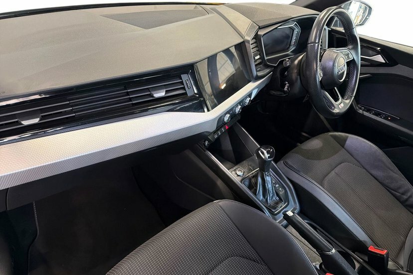 Audi A1 1.0 Tfsi 30 S Line Sportback S Tronic ET23FYC Grey #2