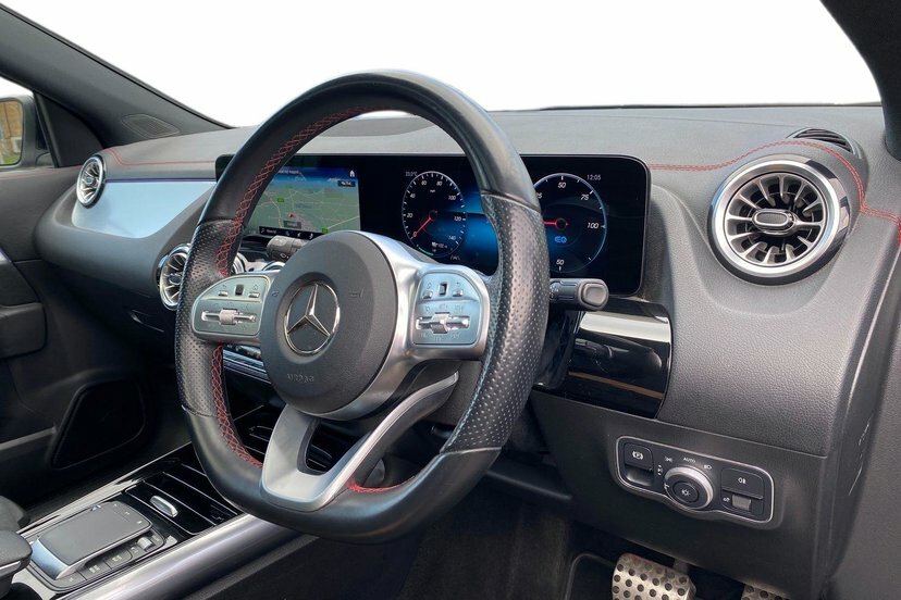 Mercedes-Benz EQA Eqa 250 66.5Kwh Amg Line Suv 19 Black #5