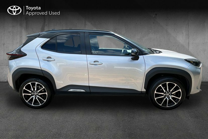 Toyota Yaris Cross 1.5 Vvt-h Gr Sport Suv Hybrid E-cvt 11 Silver #4
