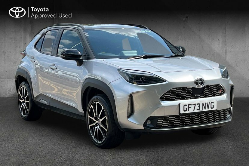 Toyota Yaris Cross 1.5 Vvt-h Gr Sport Suv Hybrid E-cvt 11 Silver