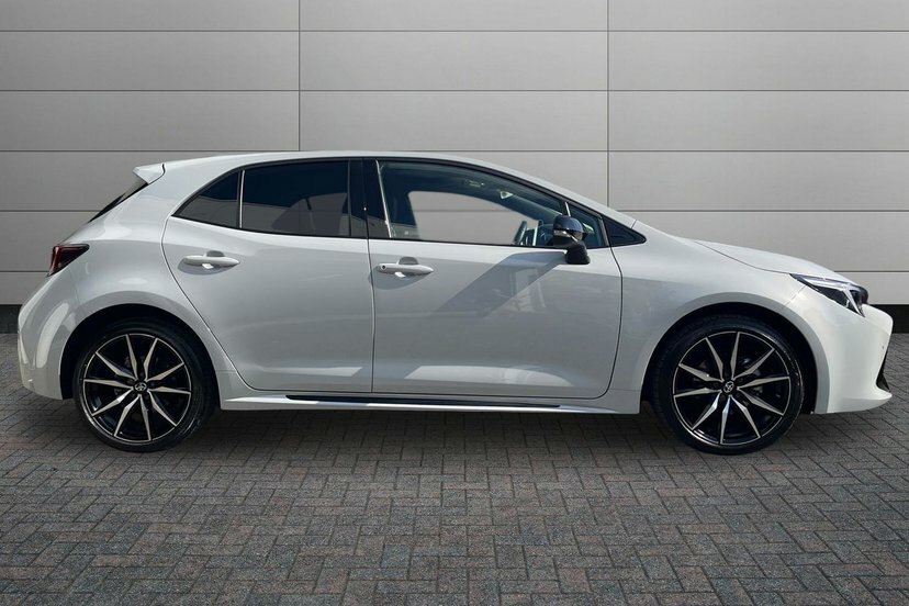 Toyota Corolla 1.8 Vvt-h Gr Sport Hatchback Hybrid Cvt GX25YWN Black #4