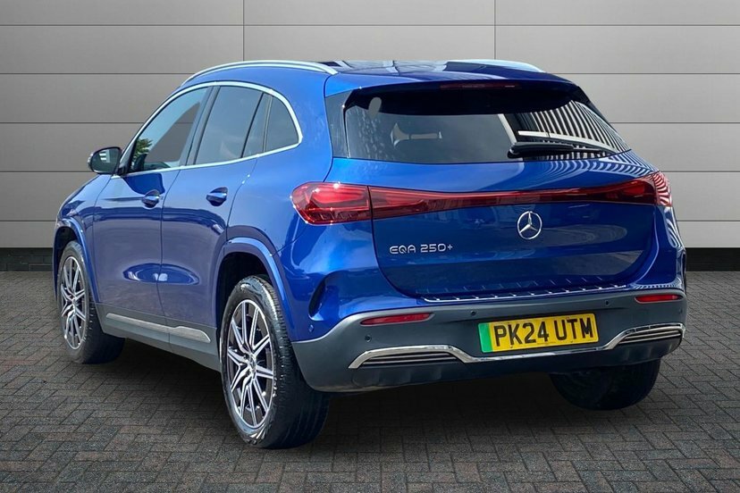 Mercedes-Benz EQA Eqa 250 70.5Kwh Amg Line Executive Suv Elec Blue #2