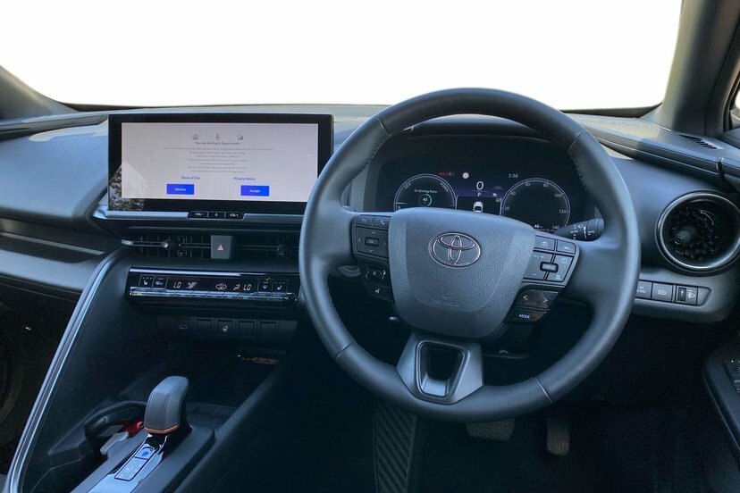 Toyota C-Hr 2.0 Vvt 13.6Kwh Design Suv Plug-in Hybr Grey #6