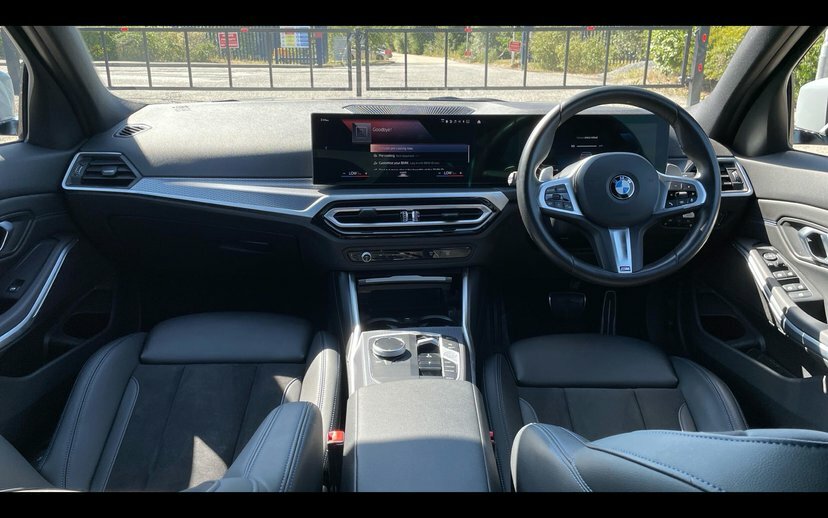 BMW 3 Series 320I M Sport Saloon YA73OKL Grey #4