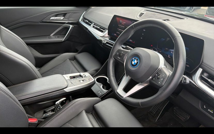 BMW iX1 30 66.5Kwh Xline Suv Xdrive 11K Black #6