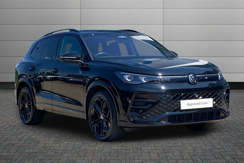 Volkswagen Tiguan 1.5 Etsi Mhev R-line Suv Hybrid Dsg 15 Black