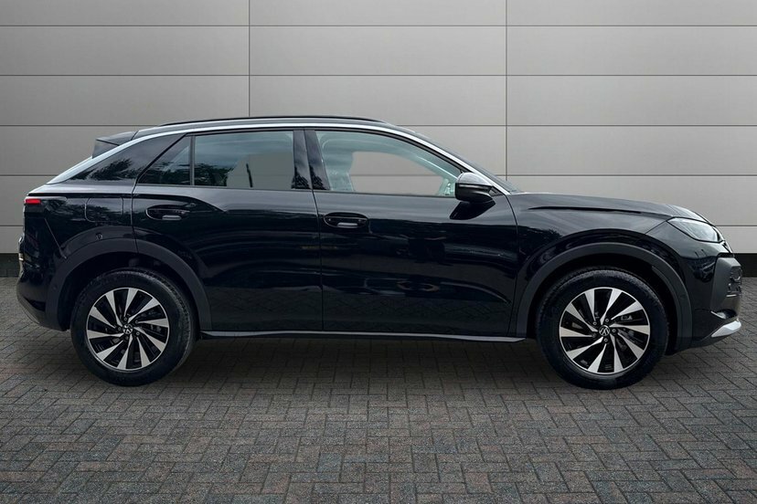 Volkswagen T-Roc 1.5 Etsi Mhev Life Suv Hybrid Dsg 150 Black #4