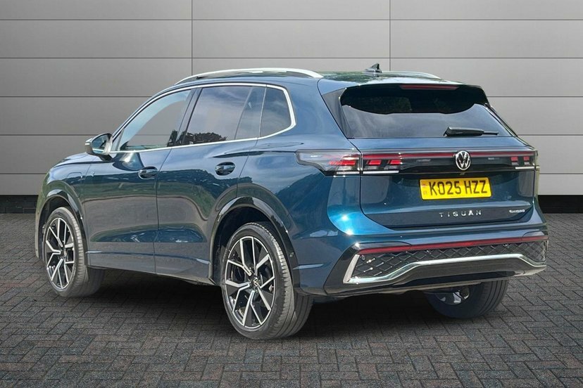 Volkswagen Tiguan 1.5 Tsi Ehybrid 19.7Kwh R-line Suv Plug KO25HZZ Blue #3