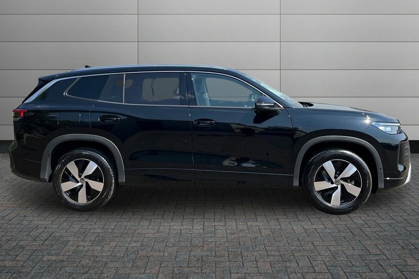 Volkswagen Tayron 1.5 Etsi Mhev Match Suv Hybrid Dsg 150 Black #4