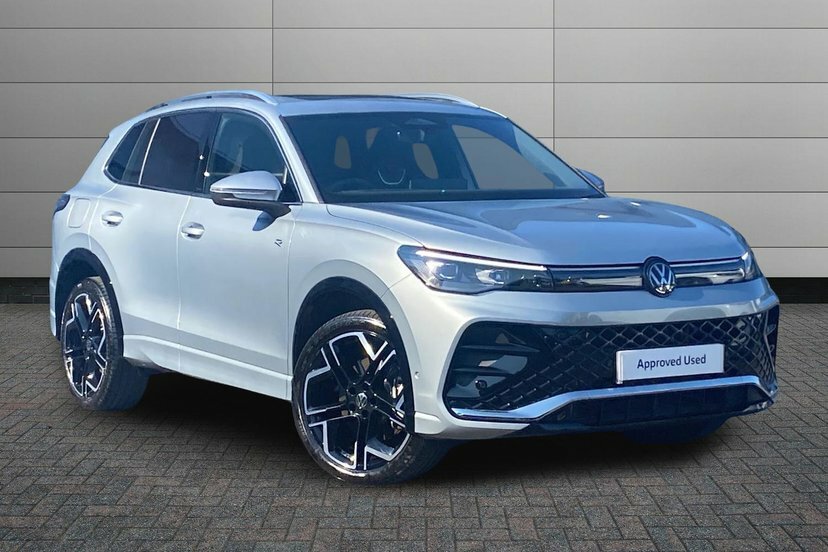 Volkswagen Tiguan 1.5 Tsi Ehybrid 19.7Kwh R-line Suv Plug Silver