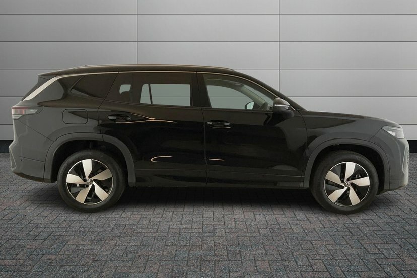 Volkswagen Tayron 1.5 Etsi Mhev Match Suv Hybrid Dsg 150 Black #4