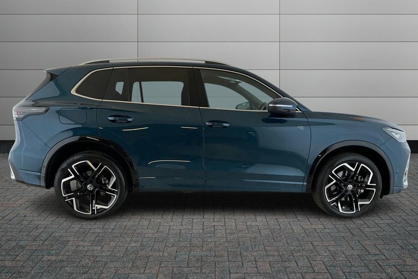 Volkswagen Tiguan 1.5 Tsi Ehybrid 19.7Kwh R-line Suv Plug Blue #4